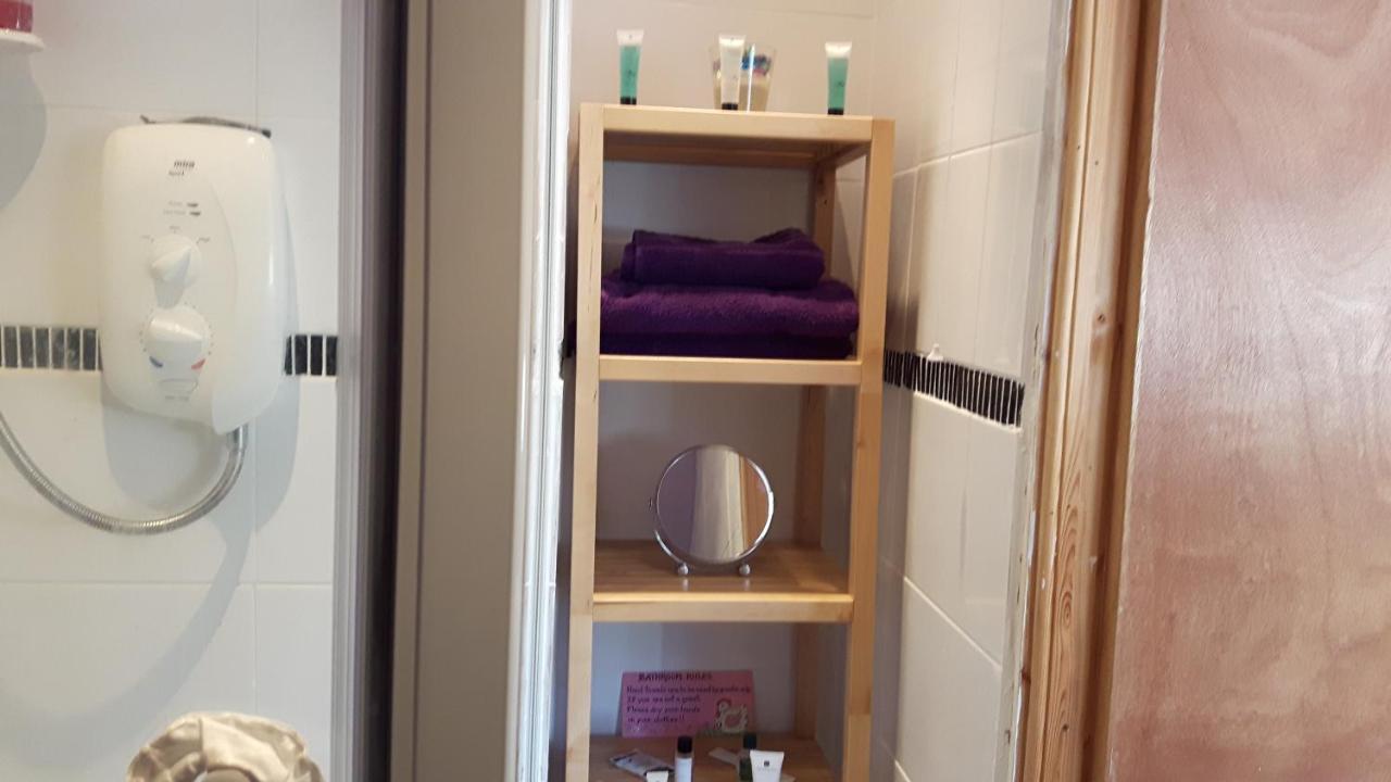 The Stables,Kirkmichael Bed & Breakfast Blairgowrie and Rattray ภายนอก รูปภาพ